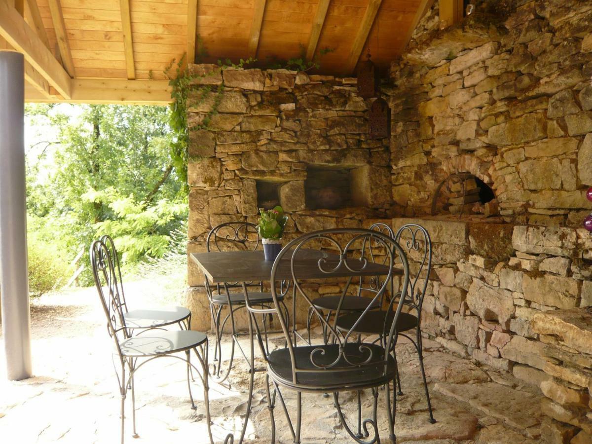 Travers De Pechmeja Lissac et Mouret Exterior photo